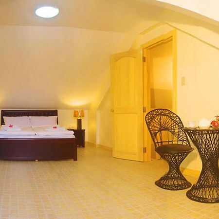 Casablanca Hotel And Resort Olongapo Extérieur photo